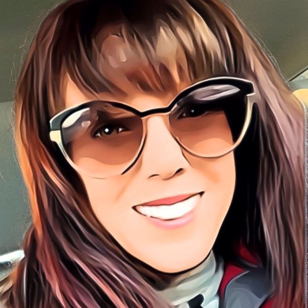 Meet your Posher, Lori